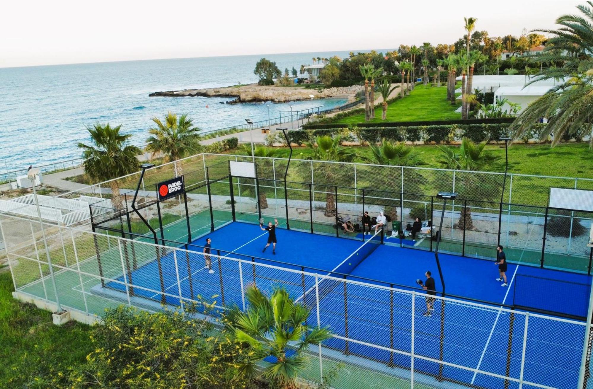 Laila - Coralli Beachfront Apartment Protaras Exteriör bild